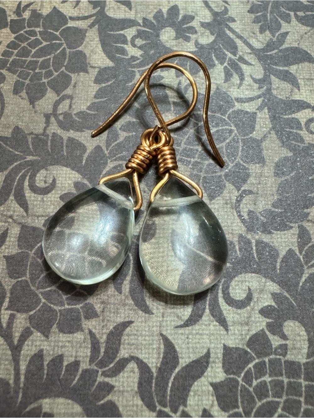 QUARTZ CRYSTAL EARRINGS NEW